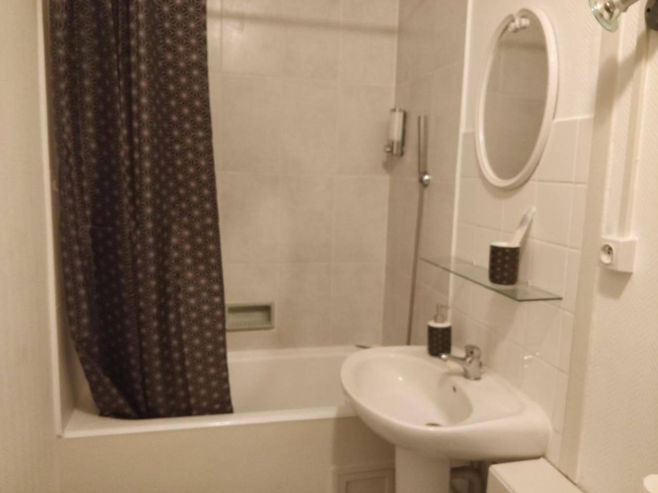 Le Chicago 4 Pers Centre Ville Wifi Parking Tram Apartment Clermont-Ferrand Bagian luar foto